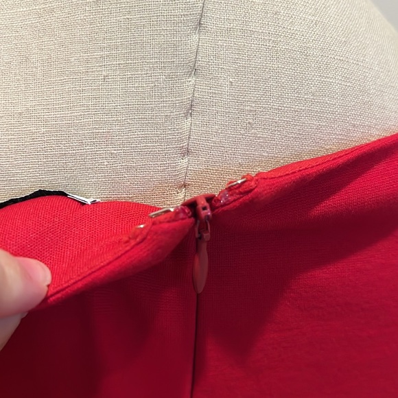 Stunning Elegant Vintage Caché Red Fitted Asymmetrical Neckline Dress NWT - Picture 7 of 15